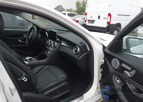 2015 Mercedes-Benz C 300 4Matic/Luxury 4Matic/Sport 4Matic from USA, damaged, VIN 55SWF4KB4FU064209